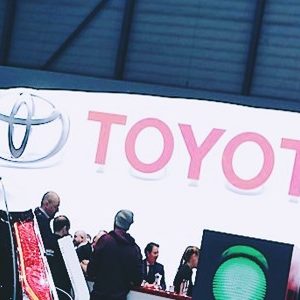 toyota reducing carbon dioxide emissions japan